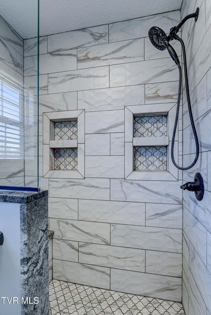 Photo #60: 308 Autumn Circle