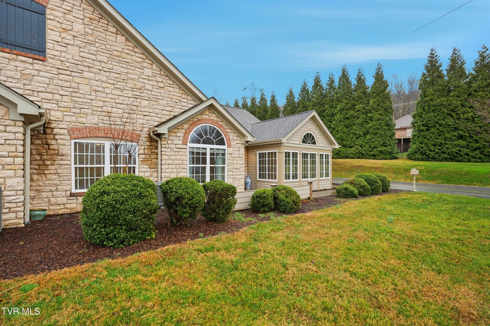 Photo #3: 1721 Skyland Falls Court