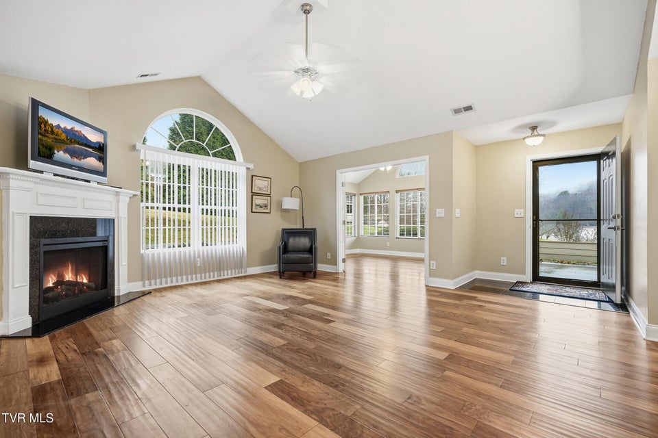 Photo #8: 1721 Skyland Falls Court