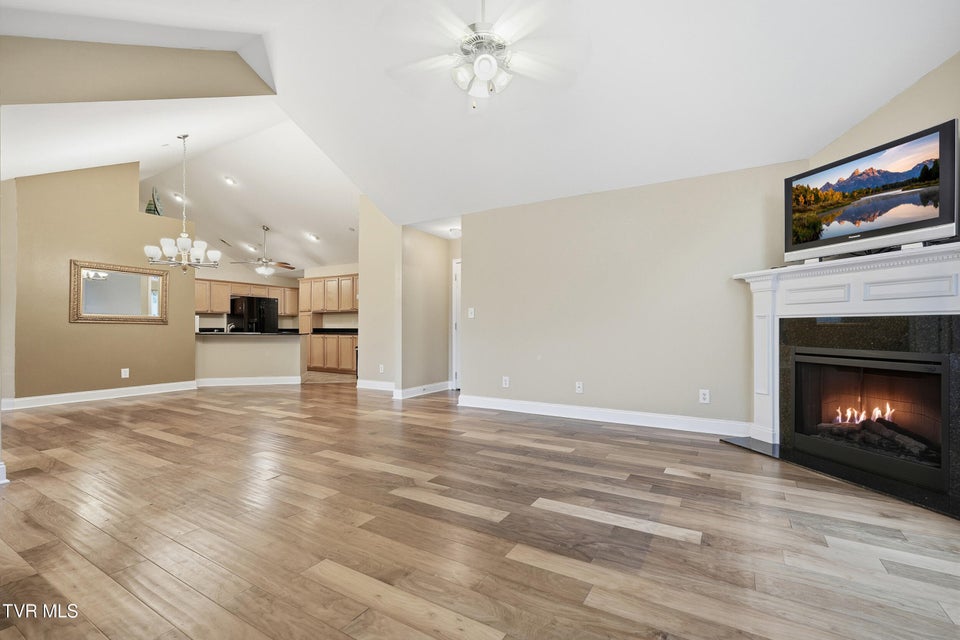 Photo #9: 1721 Skyland Falls Court