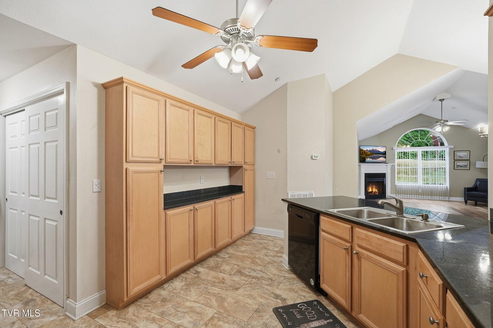 Photo #17: 1721 Skyland Falls Court