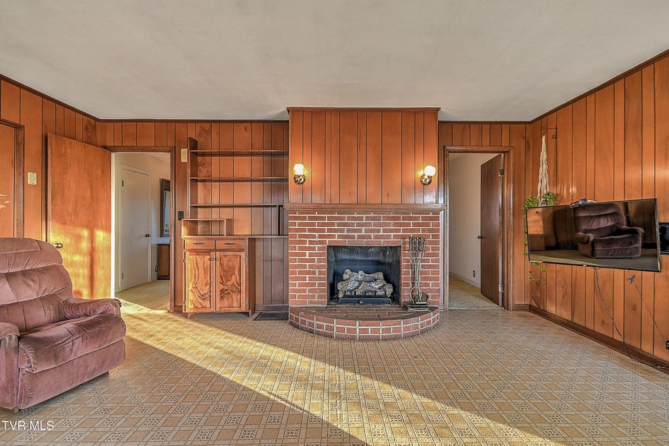 Photo #39: 461 Kincheloe Road