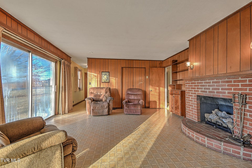 Photo #40: 461 Kincheloe Road