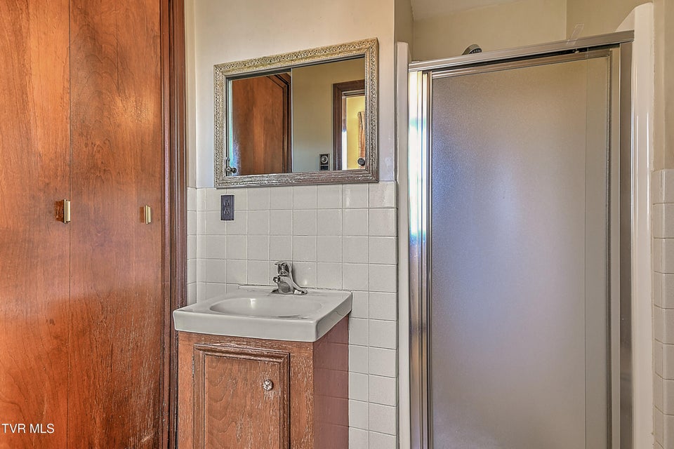 Photo #60: 461 Kincheloe Road