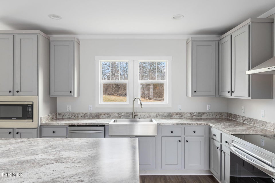 Photo #12: 3253 Avoca Road