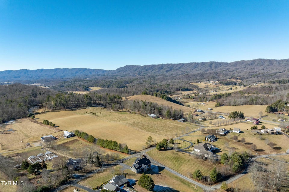 Photo #18: 1738 Harbin Hill Road