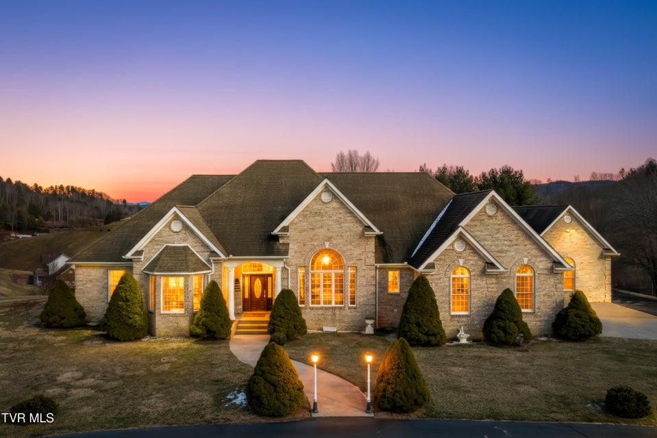 Photo #28: 1738 Harbin Hill Road