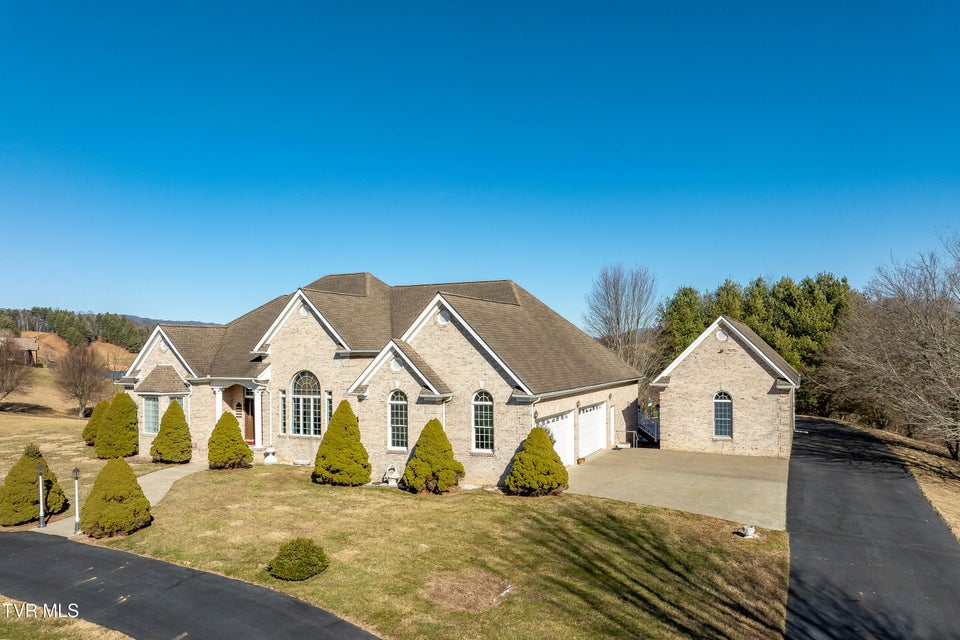 Photo #56: 1738 Harbin Hill Road