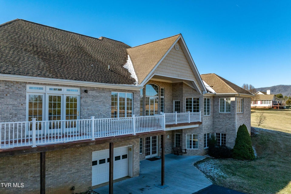 Photo #65: 1738 Harbin Hill Road