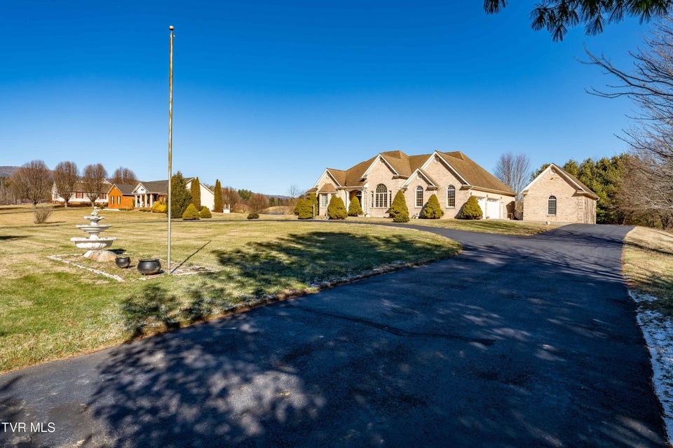 Photo #70: 1738 Harbin Hill Road