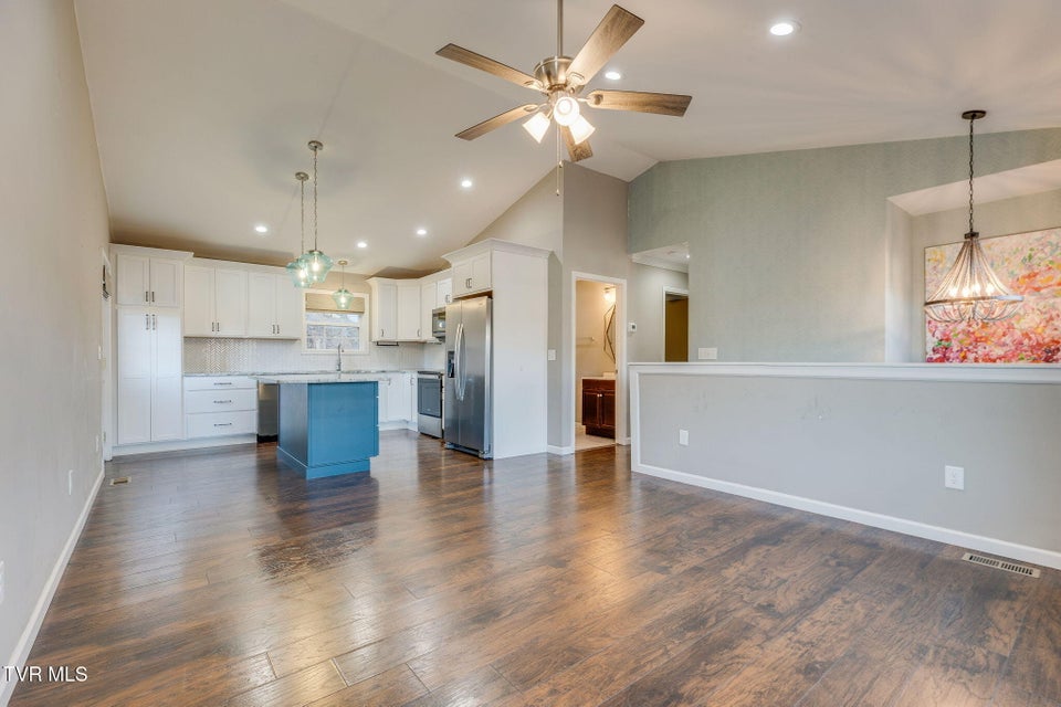 Photo #7: 2013 Katelyn Drive