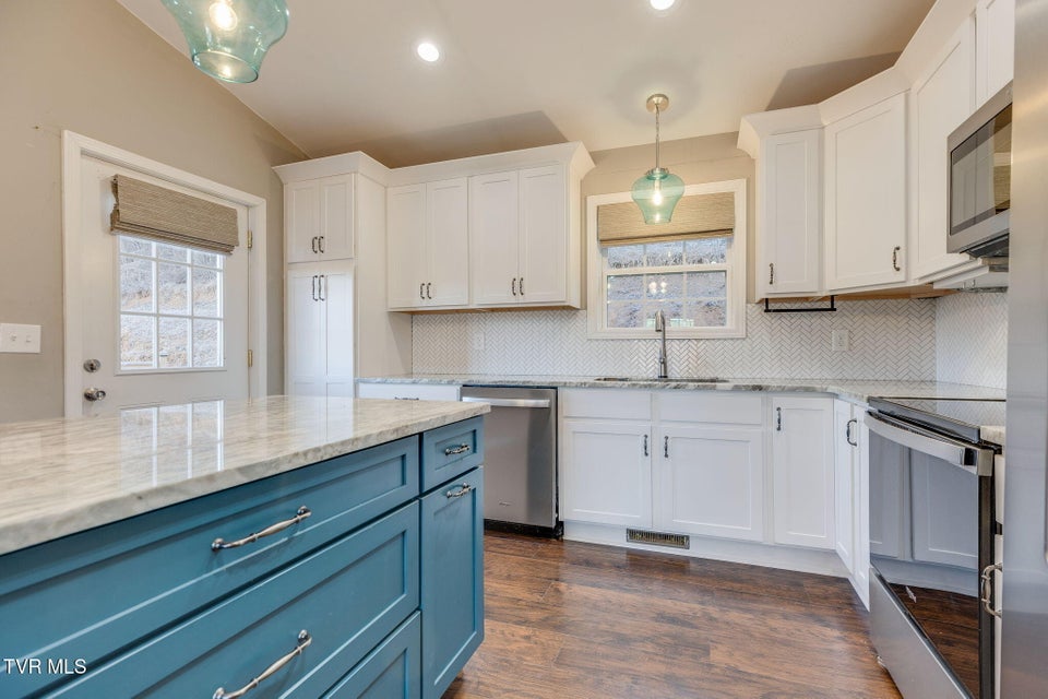 Photo #10: 2013 Katelyn Drive