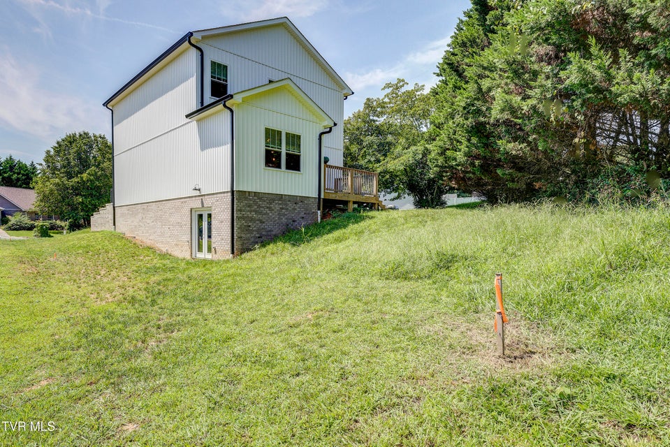 Photo #3: 872 Ava Drive