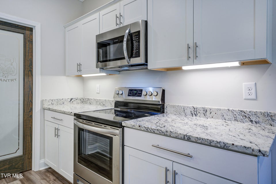 Photo #14: 872 Ava Drive