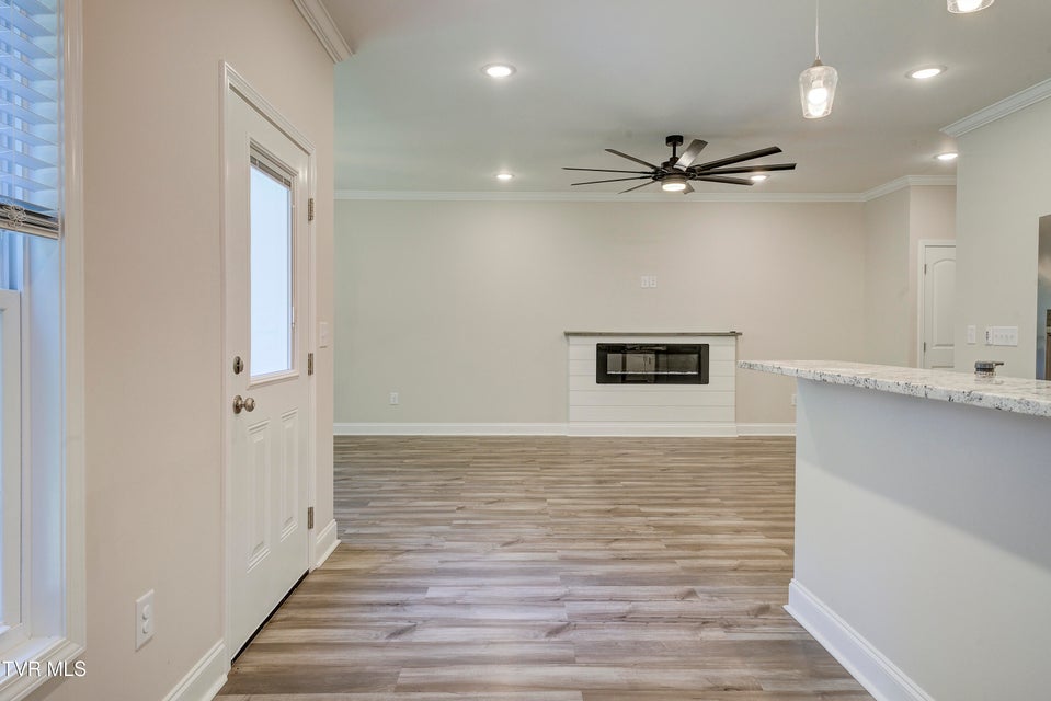 Photo #15: 872 Ava Drive