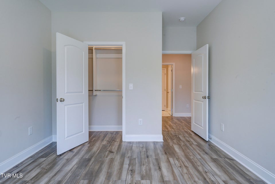 Photo #29: 872 Ava Drive