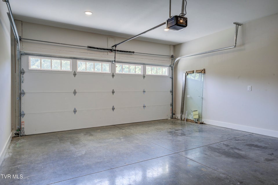 Photo #39: 872 Ava Drive