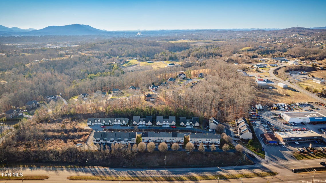 Photo #28: 2684 Timbers Edge Trace