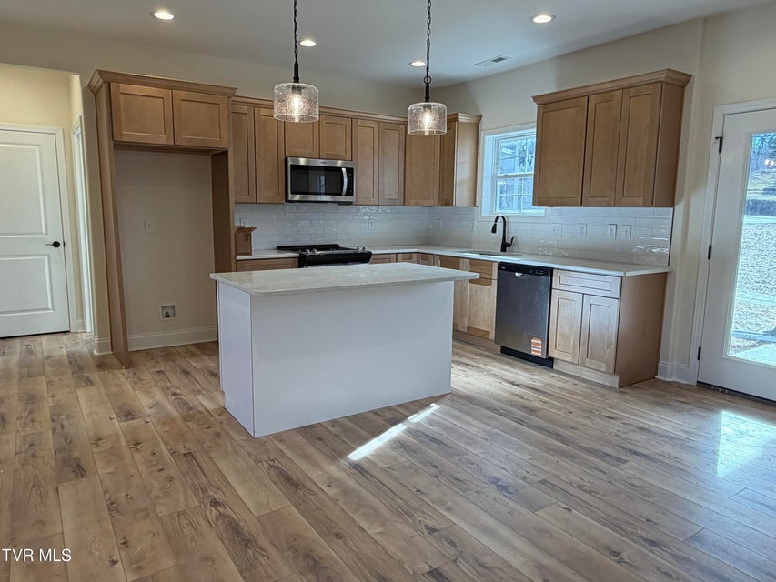 Photo #4: 146 Ervin Loop