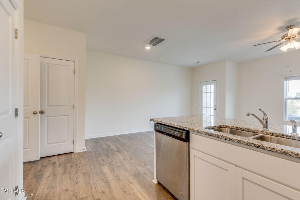 Photo #12: 30 Moon Rock Court