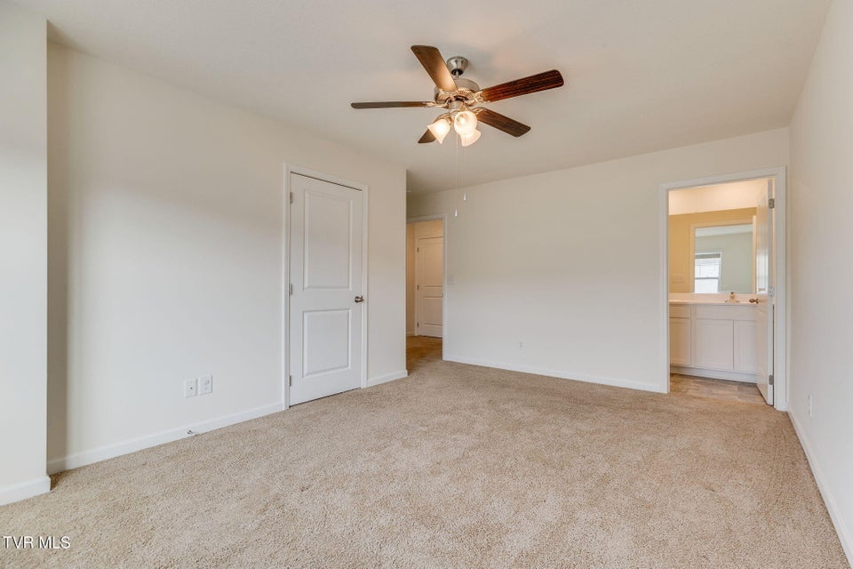 Photo #16: 30 Moon Rock Court