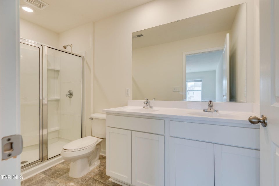 Photo #17: 30 Moon Rock Court