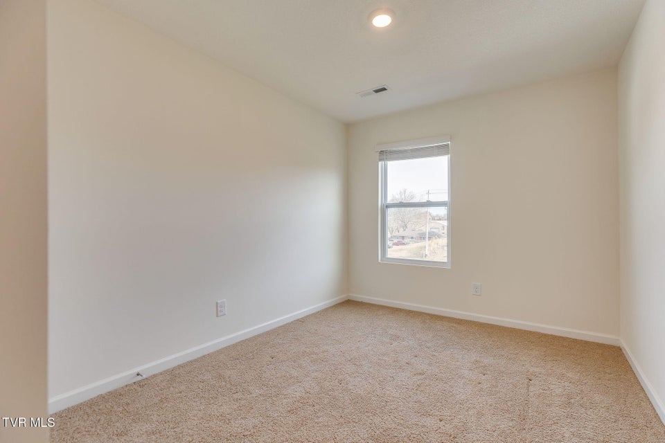 Photo #18: 30 Moon Rock Court