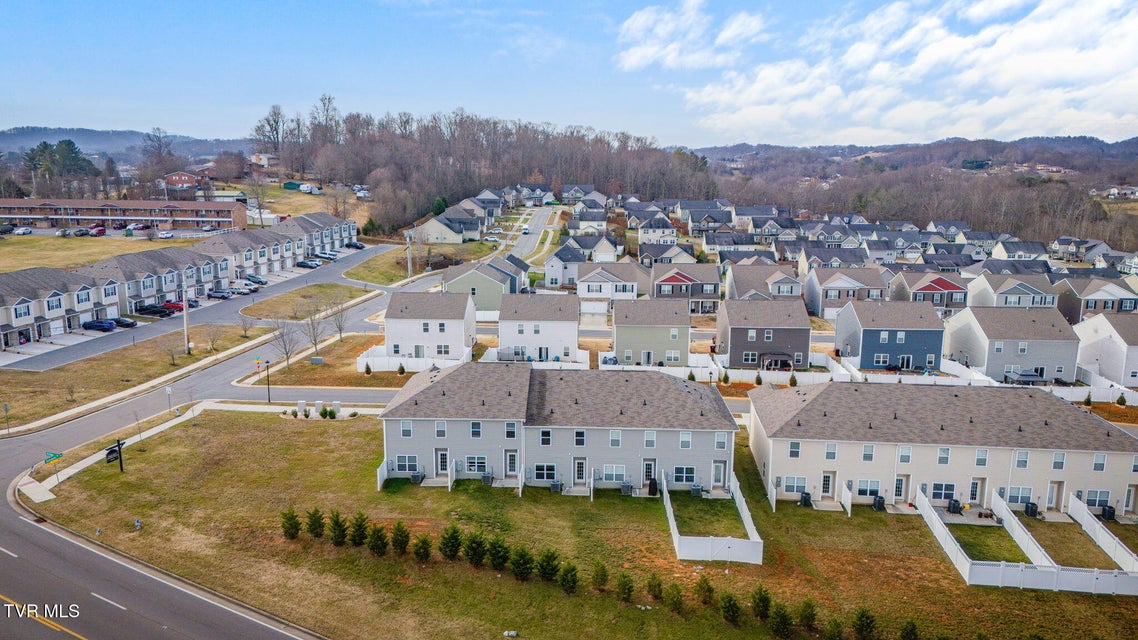 Photo #32: 30 Moon Rock Court