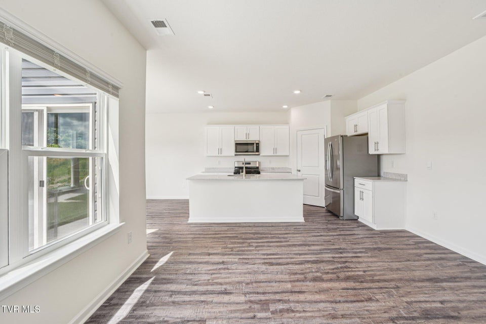 Photo #3: 119 Mint Court 