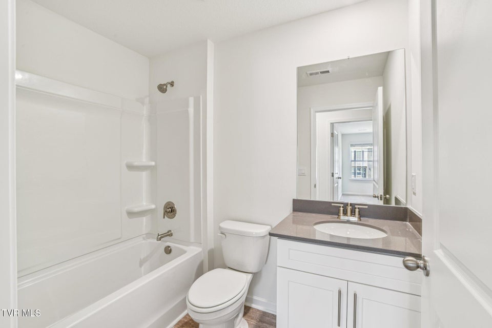 Photo #19: 119 Mint Court 