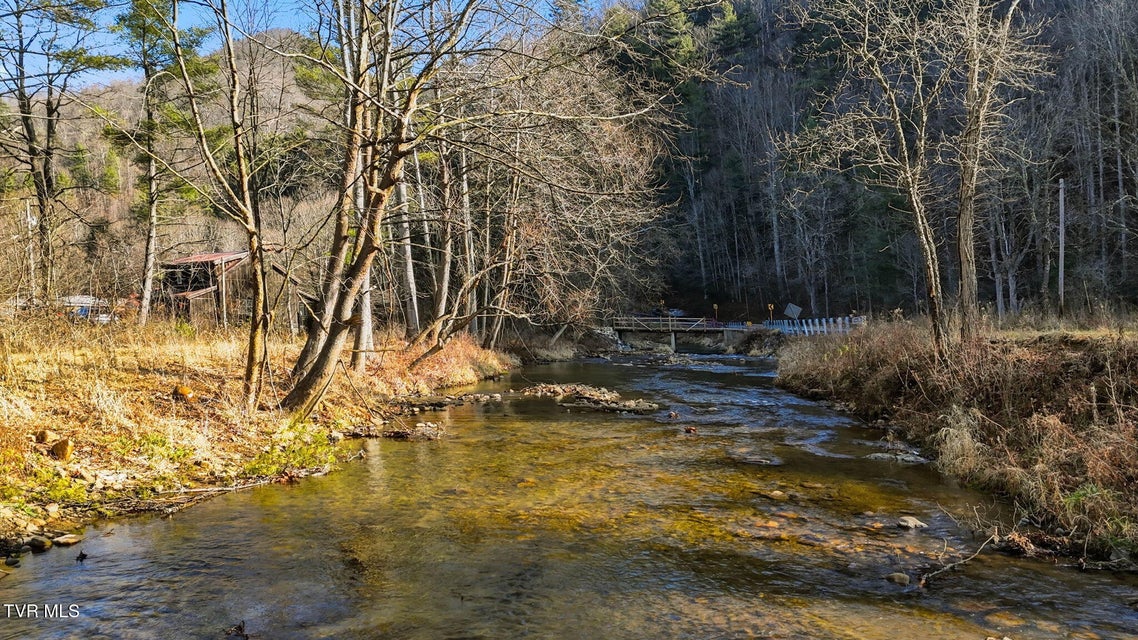 Photo #3: 8485 Highway 91 N 