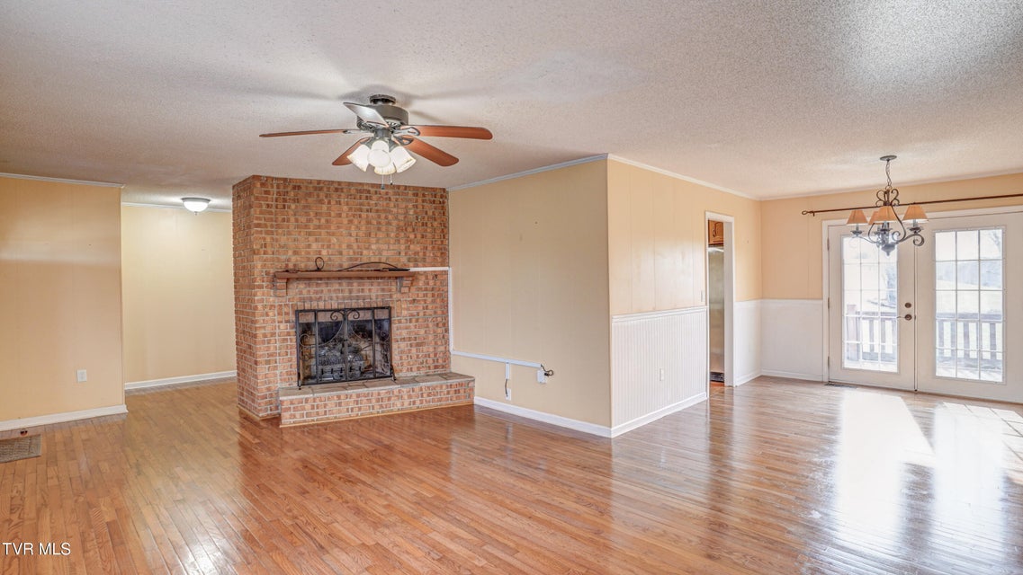 Photo #11: 310 Winegate Road