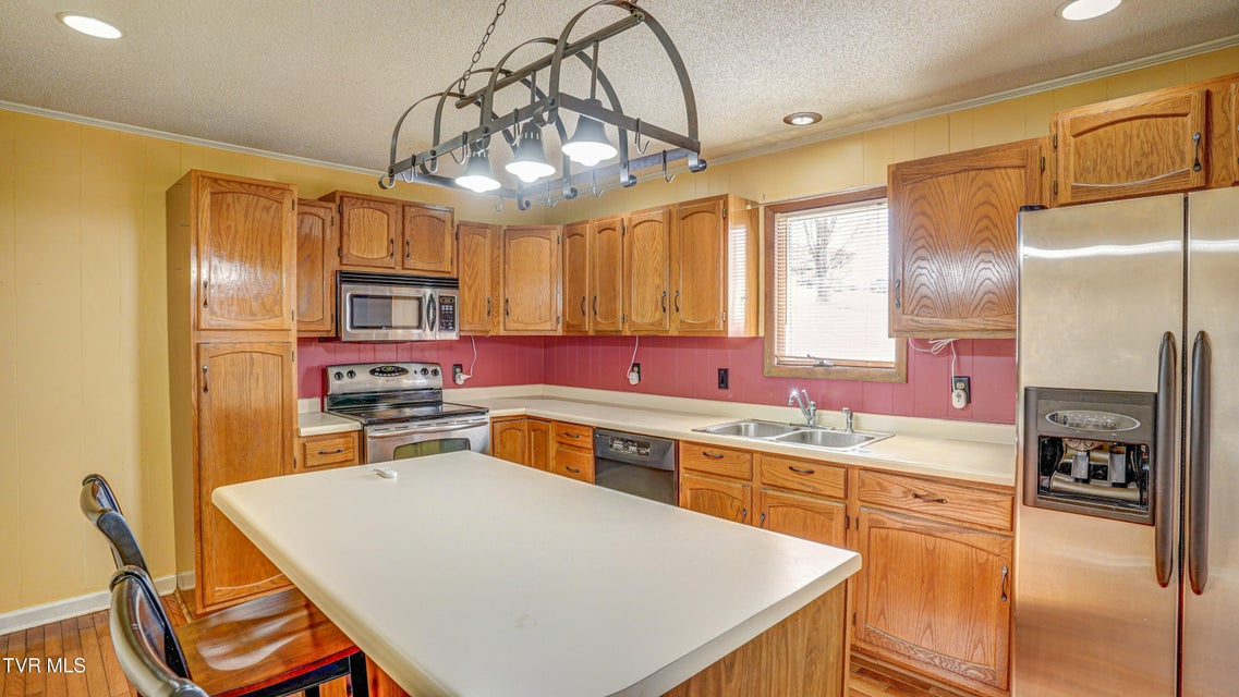 Photo #17: 310 Winegate Road