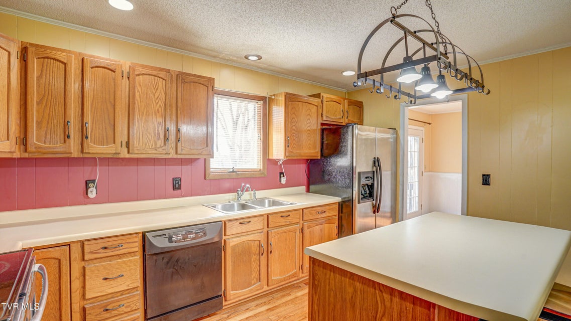 Photo #18: 310 Winegate Road