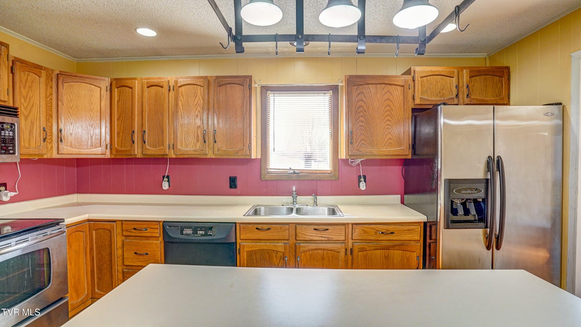 Photo #20: 310 Winegate Road