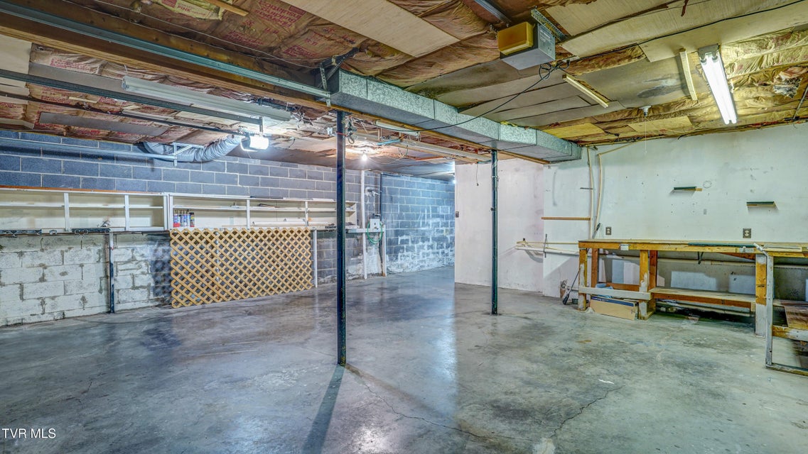 Photo #49: 310 Winegate Road