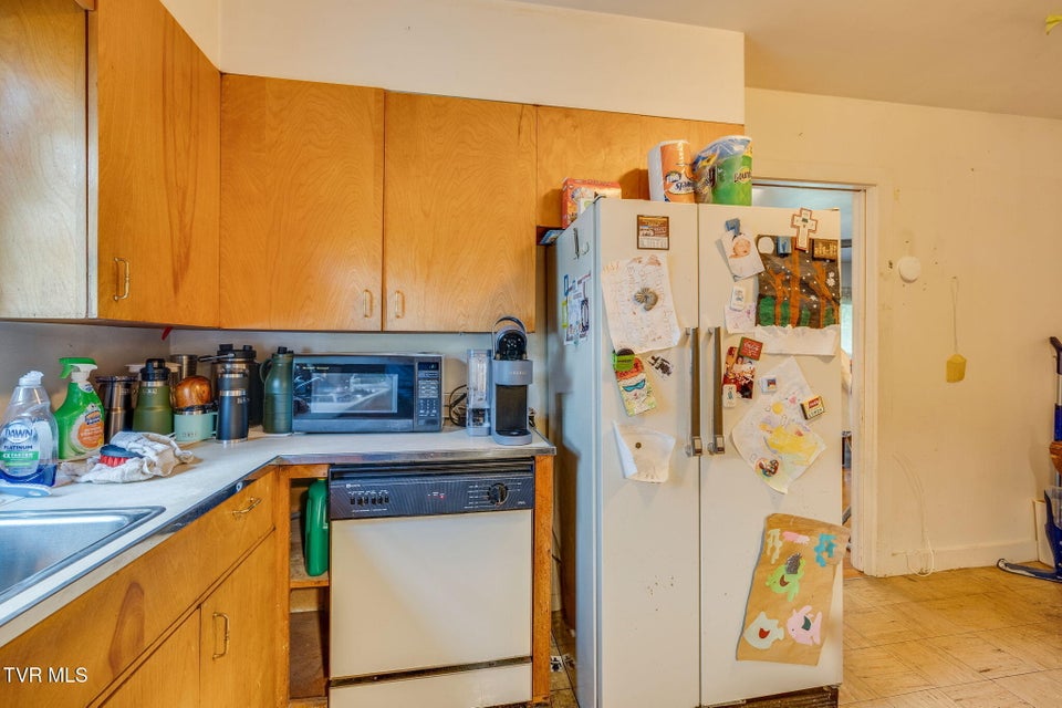 Photo #14: 4136 Ridge Road