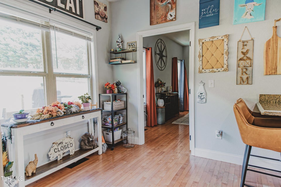 Photo #8: 948 Chestnut Grove Road