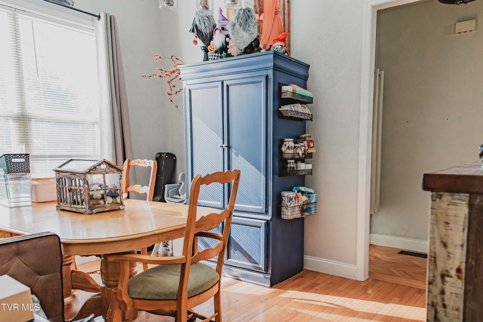 Photo #10: 948 Chestnut Grove Road