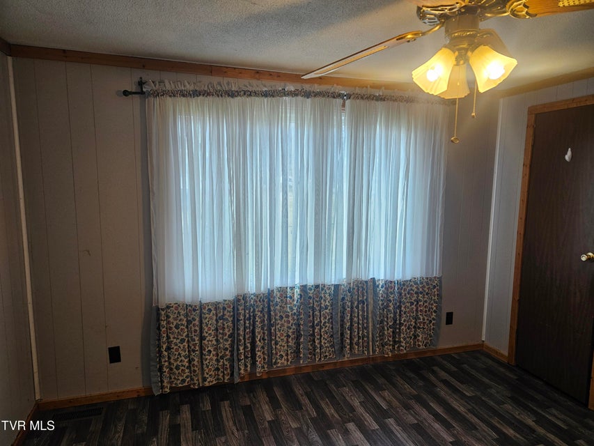 Photo #18: 205 Wood Avenue