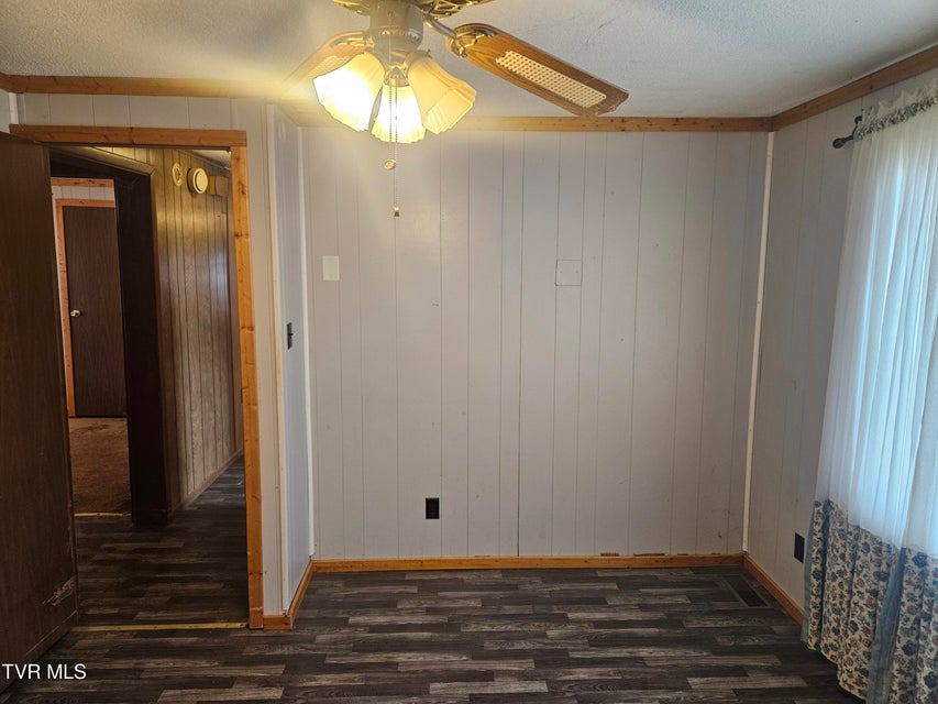 Photo #19: 205 Wood Avenue