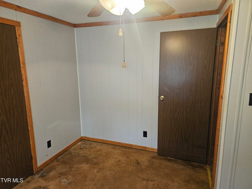 Photo #28: 205 Wood Avenue