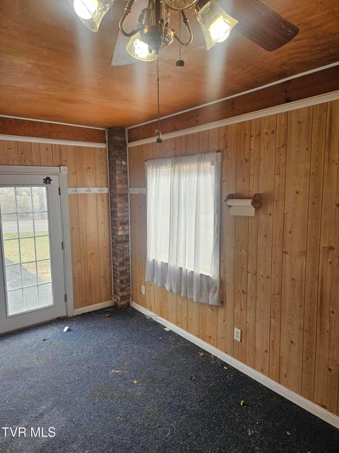 Photo #14: 205 Wood Avenue