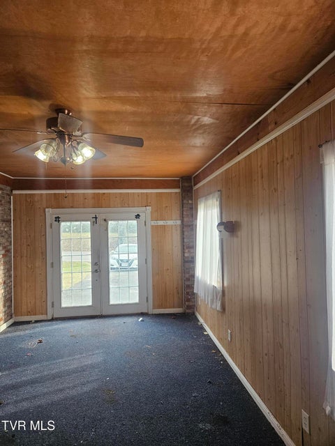 Photo #15: 205 Wood Avenue