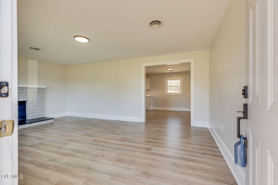 Photo #5: 146 Carlton Road