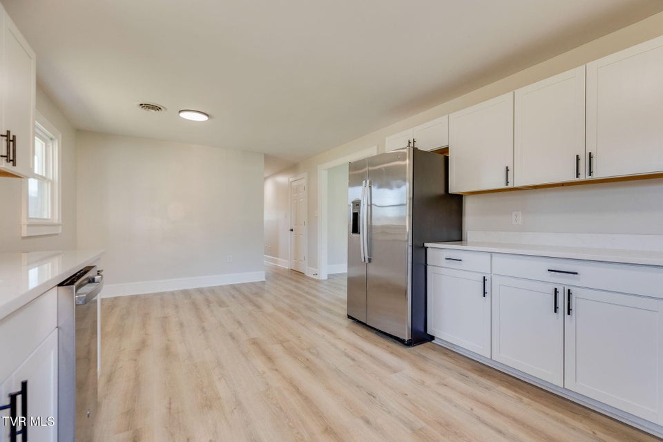 Photo #12: 146 Carlton Road