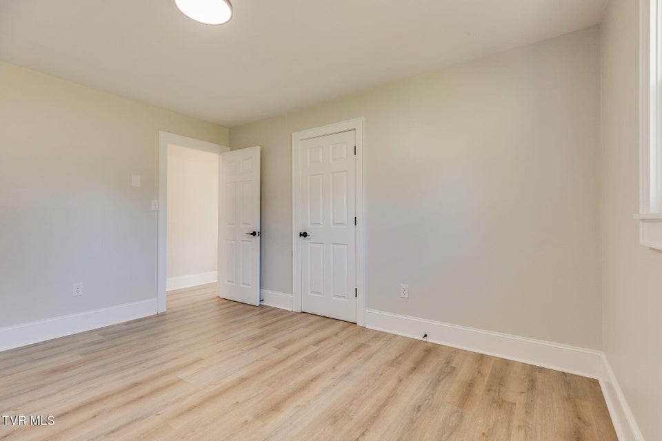 Photo #20: 146 Carlton Road