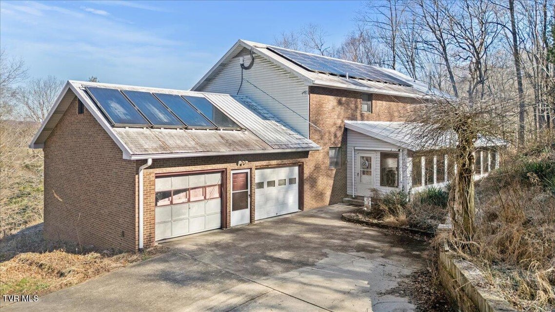 Photo #3: 704 River Road