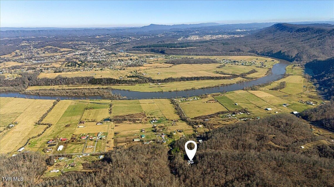 Photo #50: 704 River Road