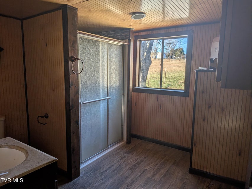 Photo #13: 580 Cartwheel Road